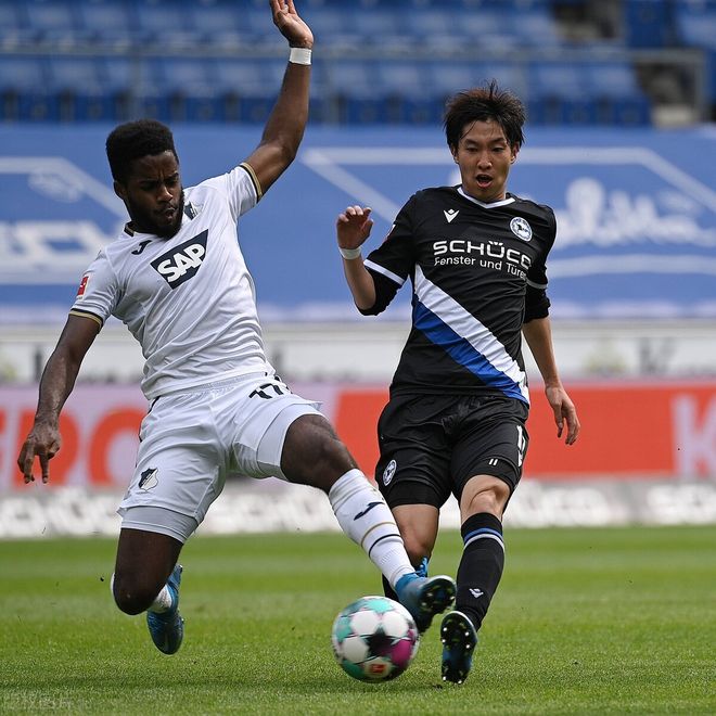 今夜体能课后；圣安东尼奥马刺战术微调备战法甲；压力陡增；阵容厚度经受考验 -牛牛网页版