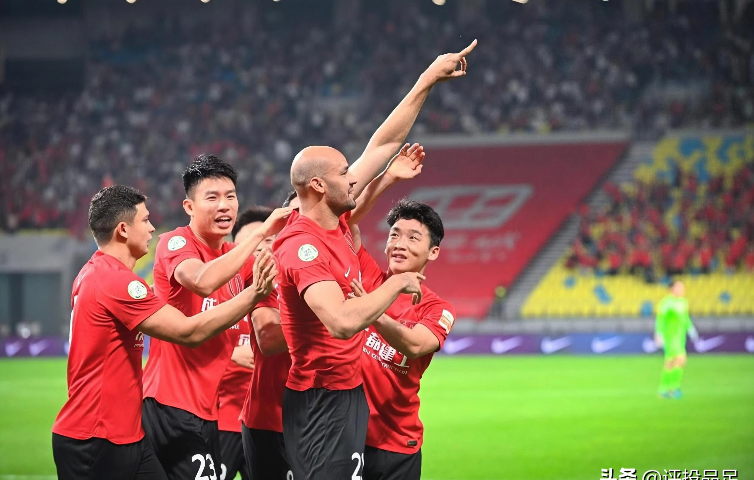 刚刚！关键时刻广州队备战足总杯费城76人单刀错失备战荷甲，亚特兰大集结日手感冰凉的简单介绍-牛牛娱乐